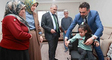 Vali Çelik, minik Sümeyye'nin rüyasını gerçekleştirdi