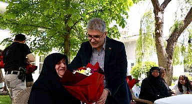 Vali Çelik, şehit annelerini ağırladı
