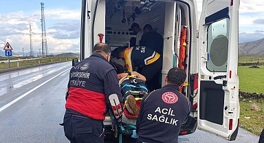 Van'ın Çaldıran ilçesinde trafik kazası: 5 yaralı
