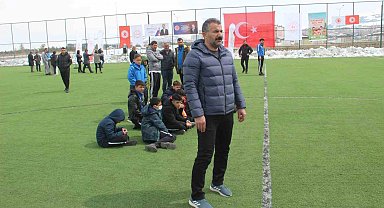 Vanlı eğitimciden şampiyonluklarla dolu 20 yıllık veda