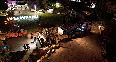 Yağmura rağmen gece gündüz çalışıyorlar