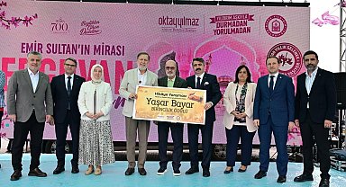 Yaşar Bayar'a birincilik ödülü