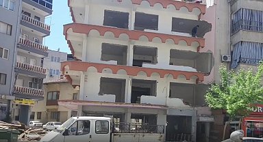 Yıkım firmasından açıklama: "Tüm tedbirlerimizi aldık, yıkım ruhsatımız mevcut"