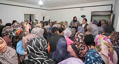 Yılmaz, Şirinevler'de kadınlarla bir araya geldi