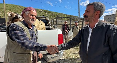 Yüksekova'da hayvan pazarında bayram hareketliliği