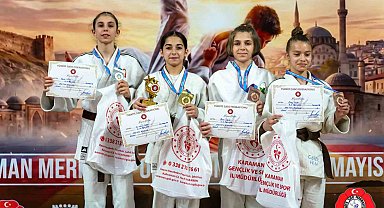 Yunusemreli judoculardan Türkiye Şampiyonası'nda çifte madalya