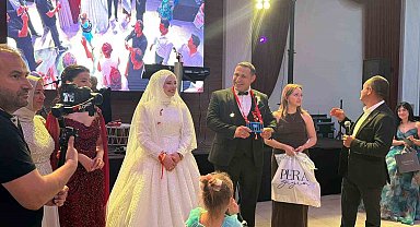 Zabıta damada mesai arkadaşlarından "bariyerli" koruma kalkanı