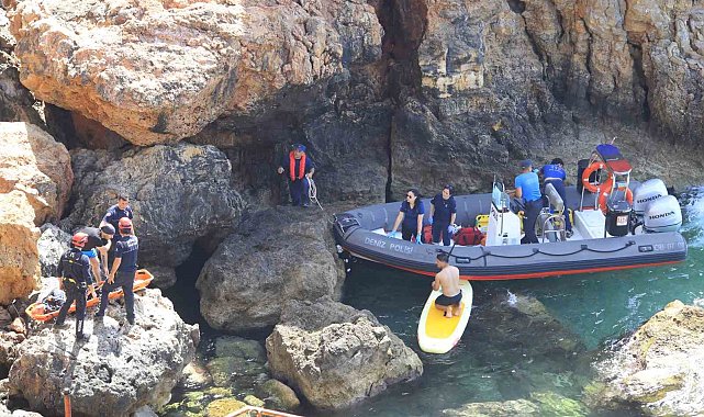 Zıpkınla balık avlamak isterken falezlerden düştü, ekipler alarma geçti