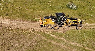 100 mahallede tarla yollarını hasada hazırladı