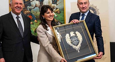 'Seçkiler' Sergisi sanatseverlerle buluştu