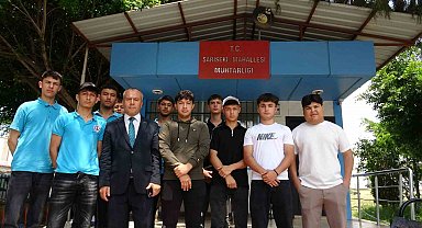 'Uyuşturucuya hayır' diyen muhtar ve mahallenin gençleri birlikte kısa film çekti