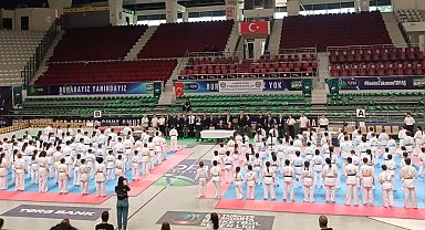 4 ülkeden gelen 180 sporcu, Bursa'daki Kyokushin Kupası'nda buluştu