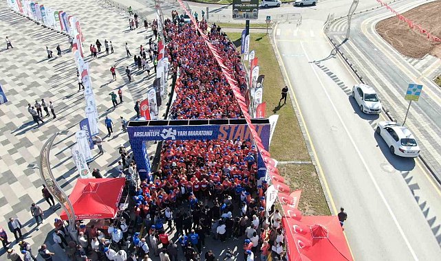7 ülkeden sporcular Arslantepe'de yarıştı