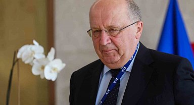 AB'nin savunma şefi Kubilius: "Avrupa'da ABD'nin yerini doldurmak 500 milyar euroya mal olacak"