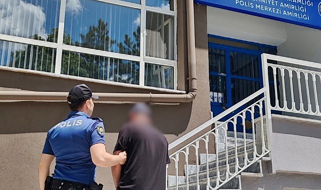 Afyonkarahisar'da aranan şahıs polisten kaçamadı