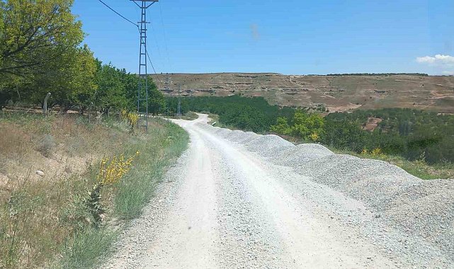 Akçadağ'ın yol ağı güçleniyor