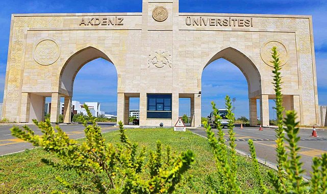 Akdeniz Üniversitesi URAP dünya sıralamasında 40 basamak yükseldi