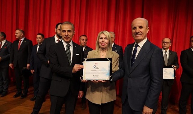 Akdeniz Üniversitesine Spor Dostu Kampüs Ödülü