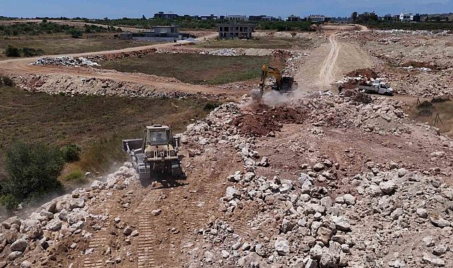 Aksu'da yeni imar yolu çalışmaları