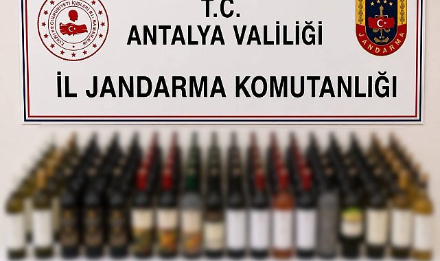 Alanya'da 108 litre kaçak alkol ele geçirildi