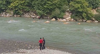 Alanya'da çayda kaybolan genci arama çalışmalarına yarın devam edilecek