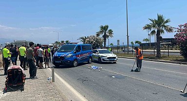 Alanya'da kamyonet ile çarpışan motosikletin genç sürücü hayatını kaybetti