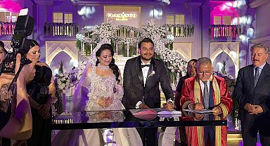Altan Aydemir'in mutlu günü