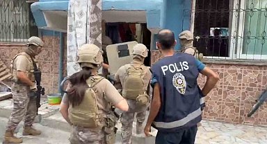 Altın zincir gasp eden şüpheliler yakalandı: 5 tutuklama