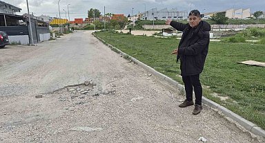 Ana arterle kesişiminde sürekli kaza olan sokak için tedbir alınması bekleniyor