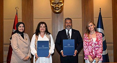 Anadolu Üniversitesi ve Kosovo Haxhi Zeka Üniversitesi arasında akademik iş birliği protokolü imzalandı