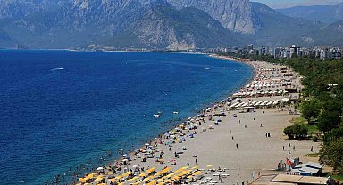 Antalya turizmde de bayramı yaşadı: Yüzde 100 doluluk oranına ulaşıldı