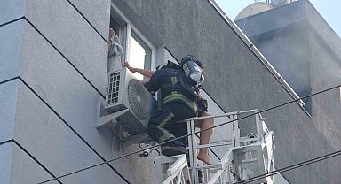Antalya'da 1 ay önce taşındıkları daire yangında küle döndü