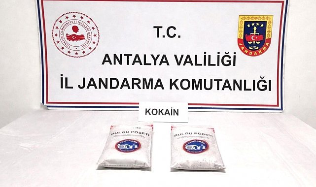 Antalya'da 1,3 kilogram kokain ele geçirildi, 2 şüpheli tutuklandı