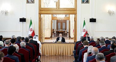 Arakçi: "Siyonist rejimin Lübnan'a herhangi bir askeri saldırısı, mutabakat zaptının ihlali olarak değerlendirilecektir"