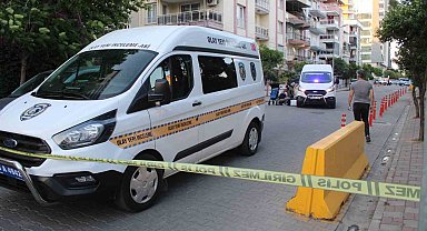 Aydın'da şüpheli valiz fünyeyle patlatıldı