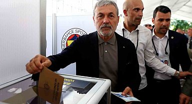 Aykut Kocaman: "Bu ayrışmanın öznelerinden biri haline geldim. Bu durumdan son derece şikayetçiyim"
