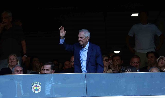 Aziz Yıldırım, Fenerbahçe'de 13. kez başkanlığa seçildi