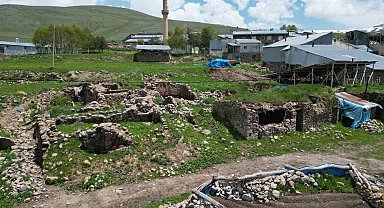 Aziziye'de metruk yapılara geçit yok
