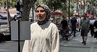 Babalar Günü'nde duygulandıran görüntüler: Pendik'te kurulan mikrofon, yüreklerdeki özlemi ve sevgiyi ortaya çıkardı