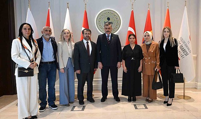 Bakan Çiftçi: "Yıl başına kadar sokak köpeklerinin hepsini barınaklara toplatacağım"