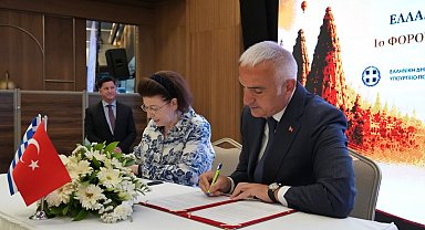 Bakan Ersoy: "Kültür varlığı kaçakçılığıyla mücadele, Türkiye ve Yunanistan'ın somut iş birliği geliştirdiği önemli alanlardan biridir"
