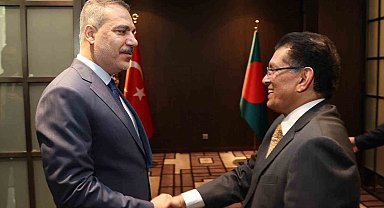 Bakan Fidan, Bangladeşli mevkidaşı Rahman ile görüştü