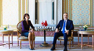 Bakan Fidan, Gürcistan Başbakan Yardımcısı ve Dışişleri Bakanı Maka Botchorishvili ile görüştü