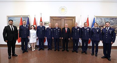 Bakan Güler, Hava Kuvvetleri Komutanlığı personelini kabul etti
