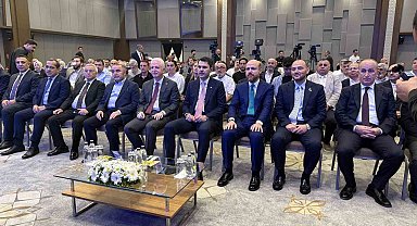 Bakan Kurum: "Yarısı Bizden kampanyası kapsamında İstanbul'un 39 ilçesinde 233 bin konutun dönüşüm süreci devam ediyor"