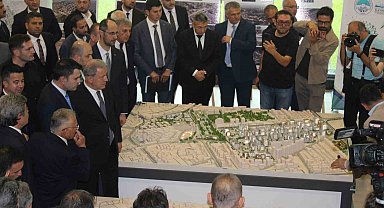 Bakan Kurum ve Yumaklı'dan Kayseri temasları