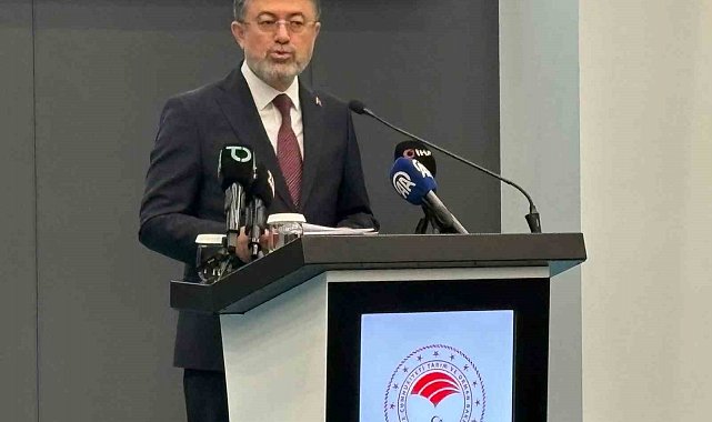 Bakan Yumaklı: "Suyu kaybeden geleceğini de kaybeder"