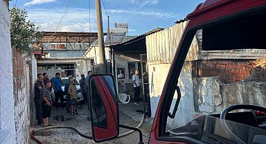 Balıkesir'de depoda korkutan yangın
