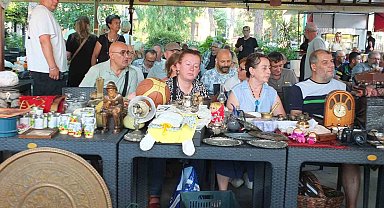 Balıkesir'de ikinci el mezatlarına ilgi arttı
