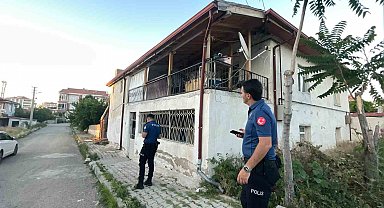 Balkondan düşen 3 yaşındaki çocuk yaralandı